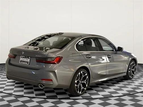 2026 BMW 330 i xDrive