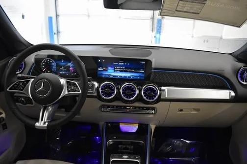 2025 Mercedes-Benz GLB 250 4MATIC