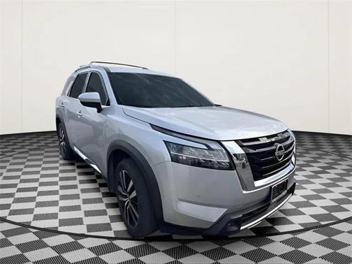 2023 Nissan Pathfinder Platinum 4WD