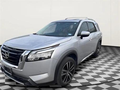 2023 Nissan Pathfinder Platinum 4WD