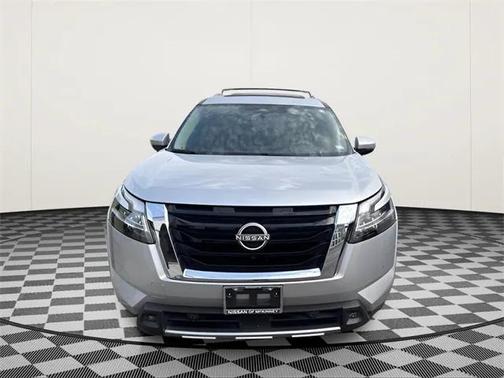 2023 Nissan Pathfinder Platinum 4WD