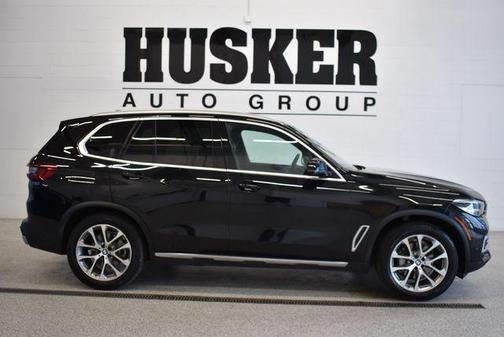 Black Sapphire Metallic 2020 BMW X5 xDrive40i
