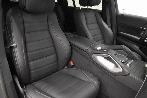 2026 Mercedes-Benz GLS 450 4MATIC