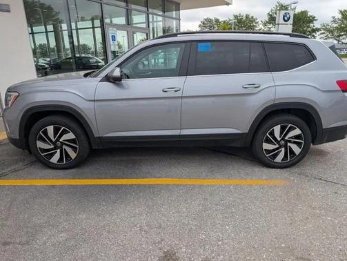 2024 Volkswagen Atlas 2.0T SE w/Technology 4MOTION