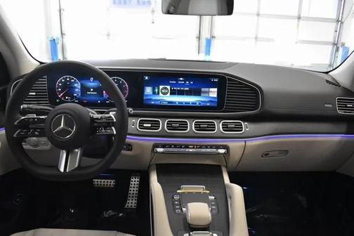 2025 Mercedes-Benz GLS 450 4MATIC