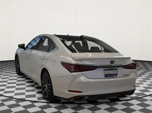 2023 Lexus ES 350 Base