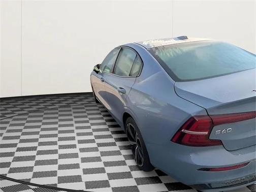 2024 Volvo S60 B5 Core Dark Theme