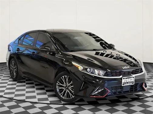 2023 Kia Forte GT-Line