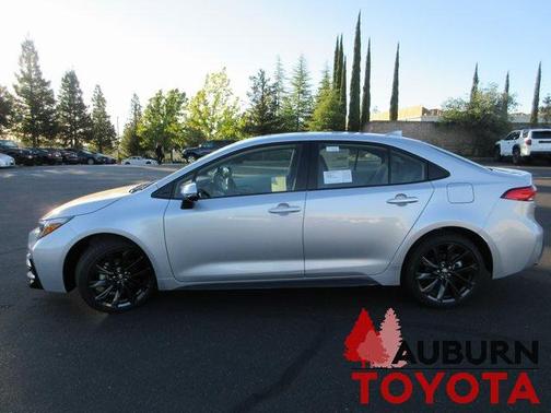 2026 Toyota Corolla Hybrid SE