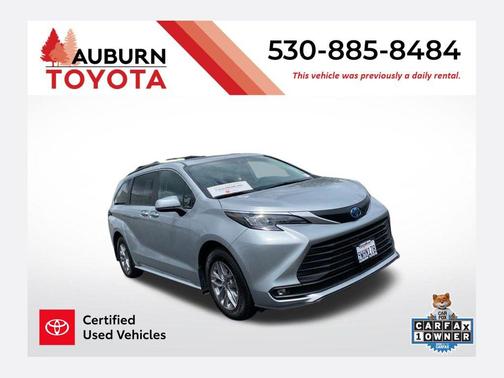 Celestial Silver Metallic 2025 Toyota Sienna XLE
