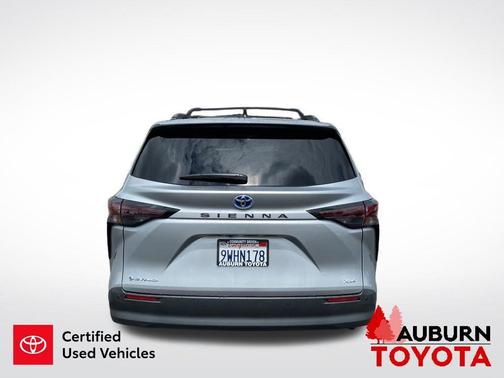 Celestial Silver Metallic 2025 Toyota Sienna XLE