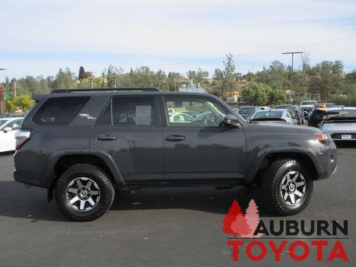 2024 Toyota 4Runner TRD Off Road