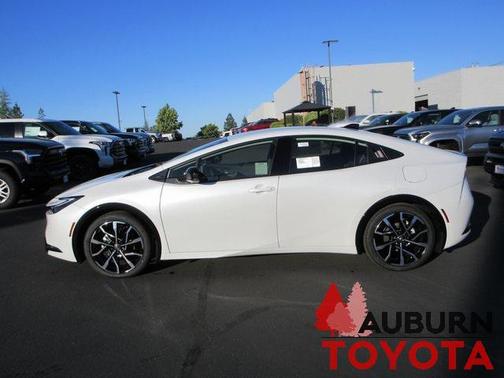 2026 Toyota Prius Plug-In Hybrid XSE