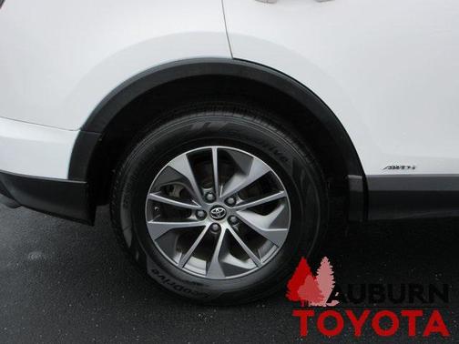 2016 Toyota RAV4 Hybrid XLE