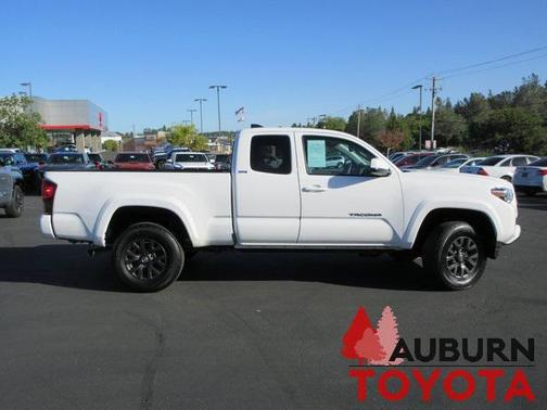 2022 Toyota Tacoma SR5