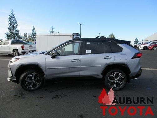 2025 Toyota RAV4 Hybrid SE