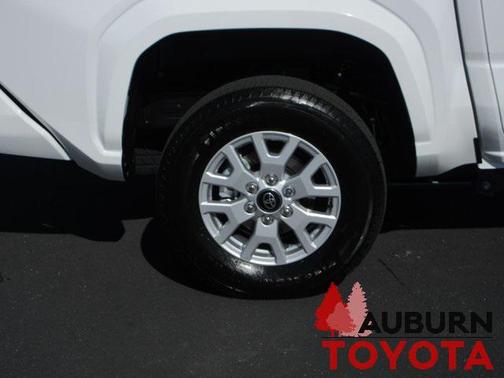 2025 Toyota Tacoma SR5