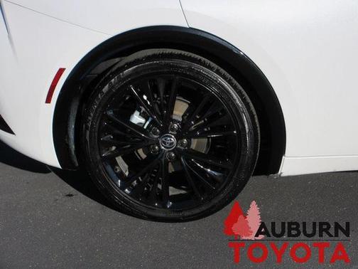 2025 Toyota Prius L