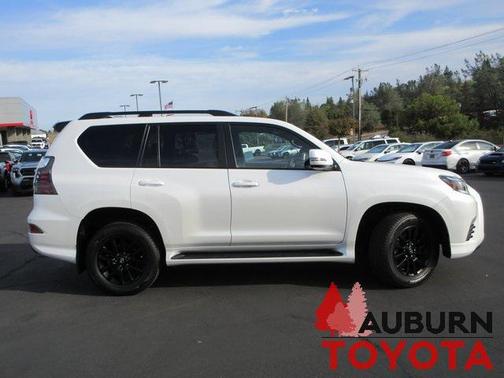 2023 Lexus GX 460 Base