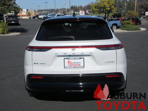 2026 Toyota Crown Signia Limited