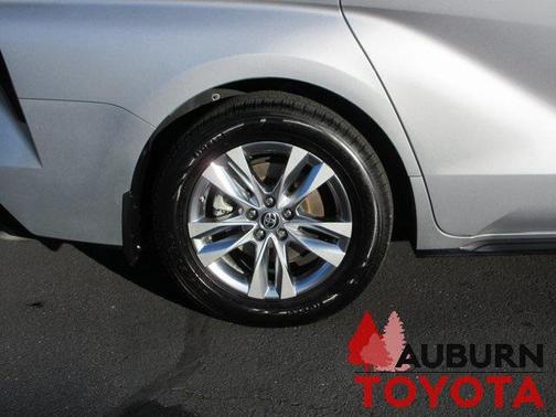 2022 Toyota Sienna Limited