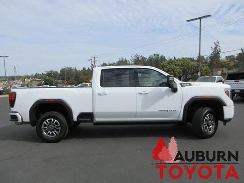 2023 GMC Sierra 2500 AT4