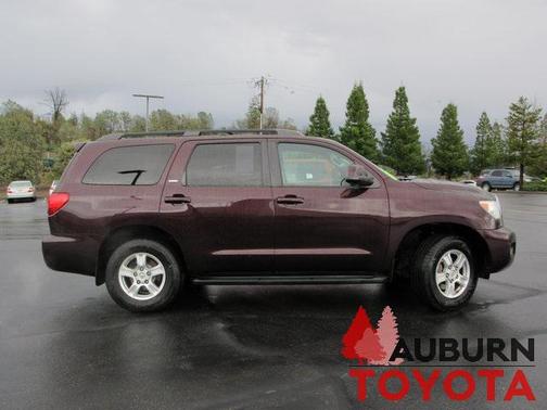 2016 Toyota Sequoia SR5