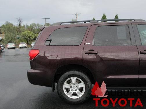 2016 Toyota Sequoia SR5