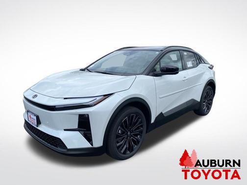 Wind Chill Pearl w/Midnight Black Metallic Roof 2026 Toyota C-HR XSE