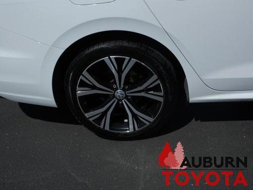 2021 Volkswagen Passat 2.0T SE