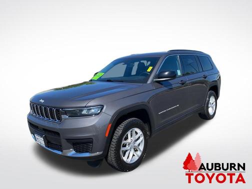 Baltic Gray Metallic Clearcoat 2024 Jeep Grand Cherokee L Laredo