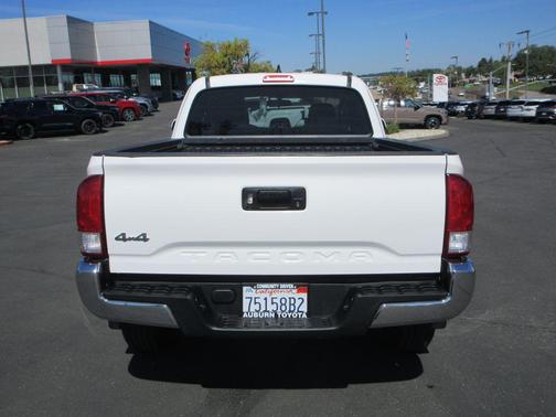 2016 Toyota Tacoma SR5