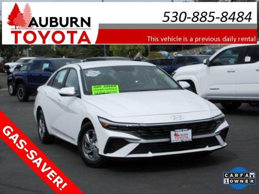 2024 Hyundai ELANTRA SE