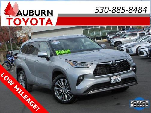 2023 Toyota Highlander Platinum