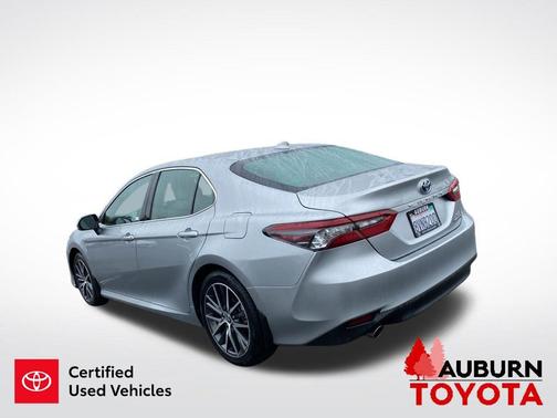 Celestial Silver Metallic 2021 Toyota Camry Hybrid XLE