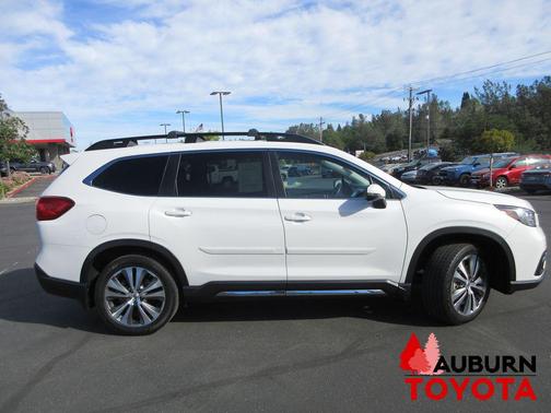 Crystal White Pearl 2020 Subaru Ascent Limited 8-Passenger