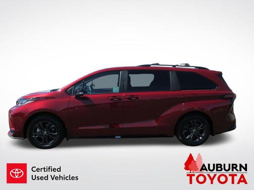 2025 Toyota Sienna XSE 7 Passenger