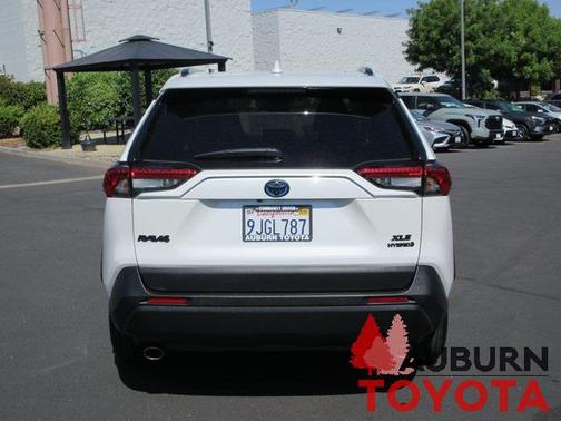 2023 Toyota RAV4 Hybrid XLE Premium