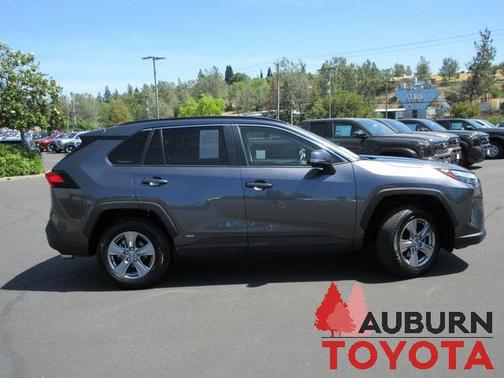 2023 Toyota RAV4 Hybrid LE