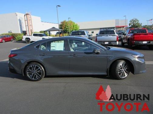 2025 Toyota Camry XLE