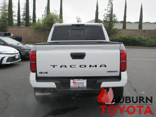 2025 Toyota Tacoma Hybrid TRD Off Road