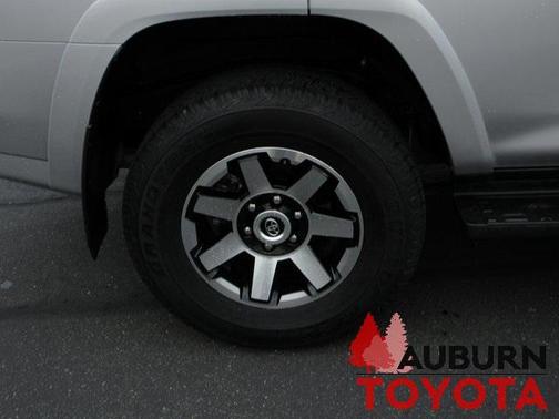 2024 Toyota 4Runner TRD Off Road