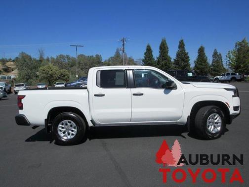 2025 Nissan Frontier S