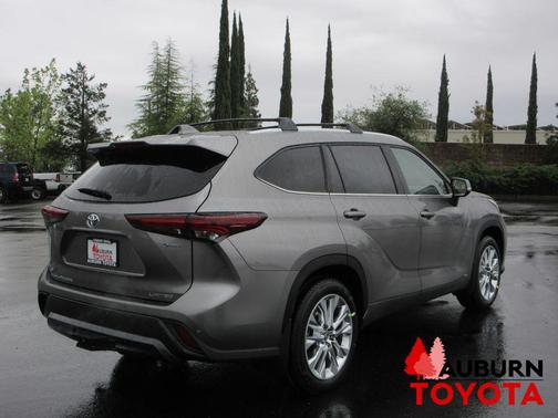 Heavy Metal 2026 Toyota Highlander Hybrid Limited