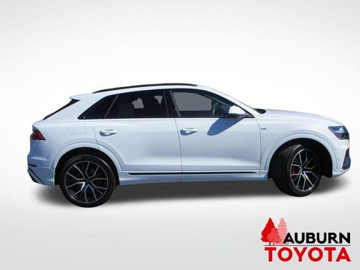 Carrara White 2022 Audi Q8 55 Premium Plus