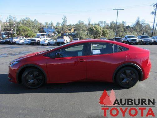 2026 Toyota Prius Plug-In Hybrid SE