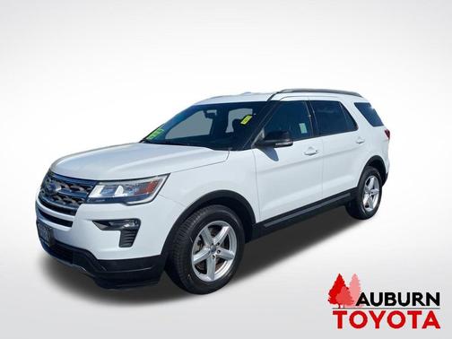 OXFORD WHITE 2018 Ford Explorer XLT