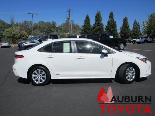 2024 Toyota Corolla Hybrid LE