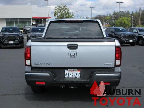 2017 Honda Ridgeline RT