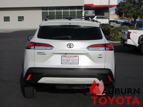 2025 Toyota Corolla Cross LE